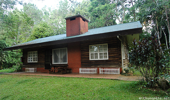 Log cabin house Eden Nature park