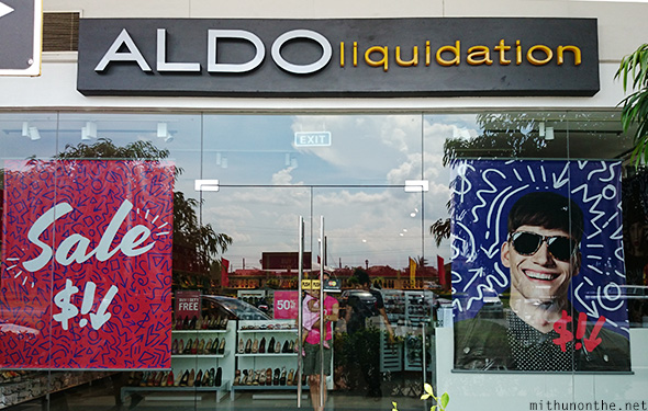 Aldo liquidation store Solenad2 Laguna