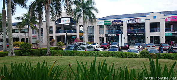 Paseo de Santa Rosa outlet mall Laguna