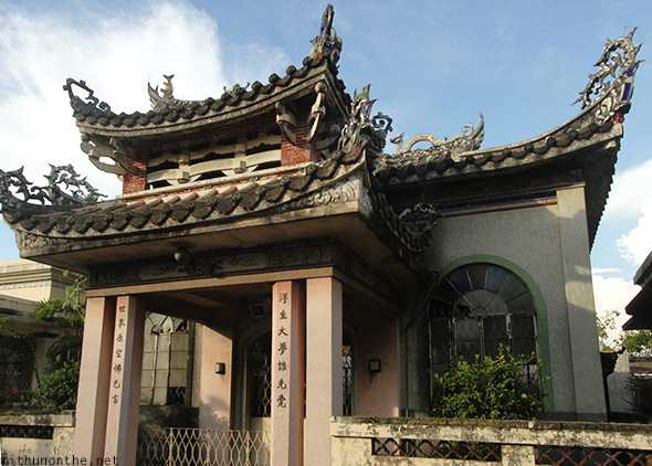 Chinese burial house Manila cemetery