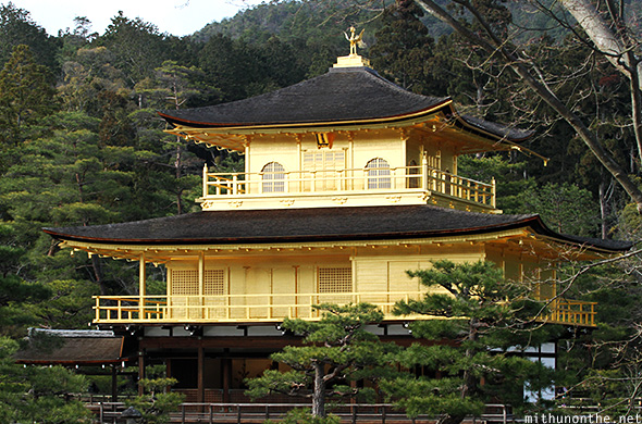 Kinakuji zen buddhism temple Japan