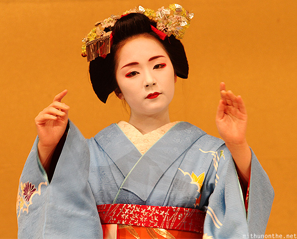 Maiko dancer Kyoto Japan