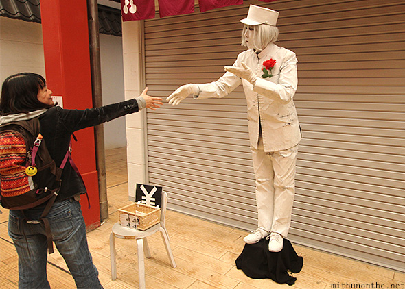 Mime artist Tokyo Japan