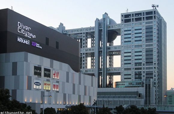 Diver City mall Fuji TV building