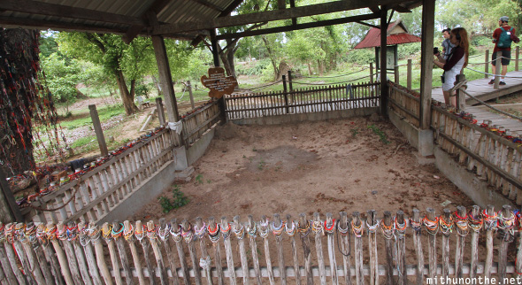 Women children burial ground Choueng Ek