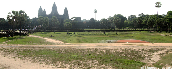 Angkor Wat dried lake