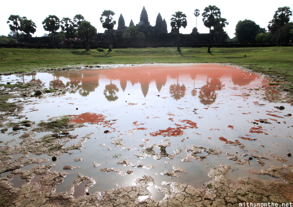 Angkor Wat pond dry season