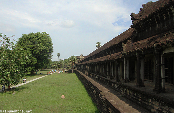 Angkor wat side view