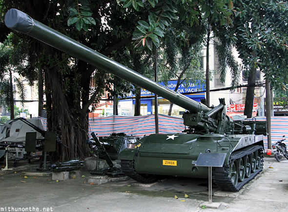American tank Vietnam war Saigon