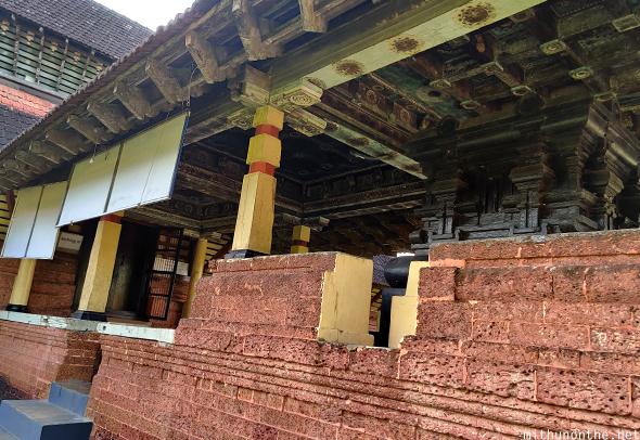 Sree Thrikkaikunnu Mahadev temple architecture Kannur
