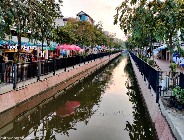 Khlong Ang canal Bangkok near Chinatown