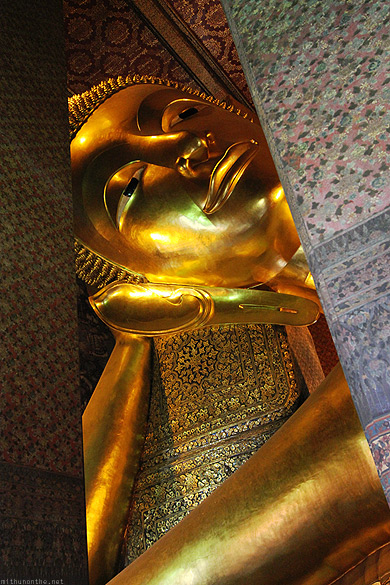Wat Pho reclining Buddha