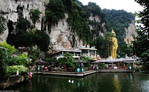 Malaysia 2010: Day 8 — Kuala Lumpur (Batu Caves, Petaling Street/China ...