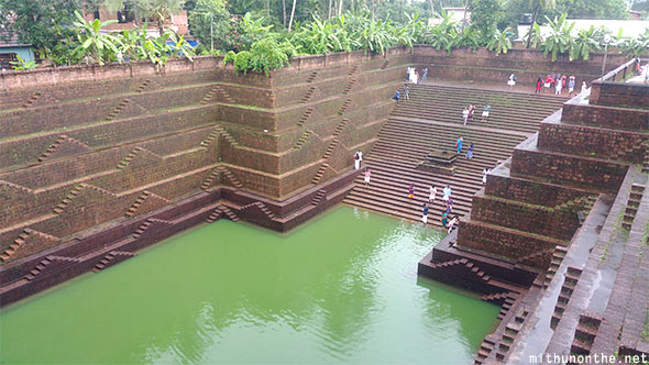 Peralasseri well green water